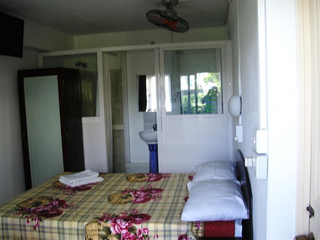 Auberge Le Saladier มาเฮบอร์ก ภายนอก รูปภาพ